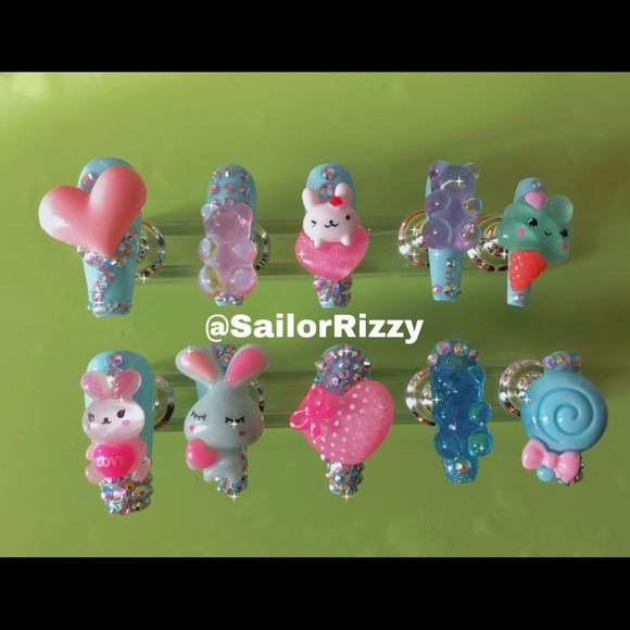 Handmade Kawaii inspired nail set - Picture 3 of 5